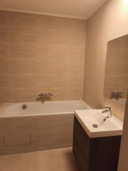 Gradina Icoanei ap 4 cam 100mp, bloc anii ’80, ultracentral